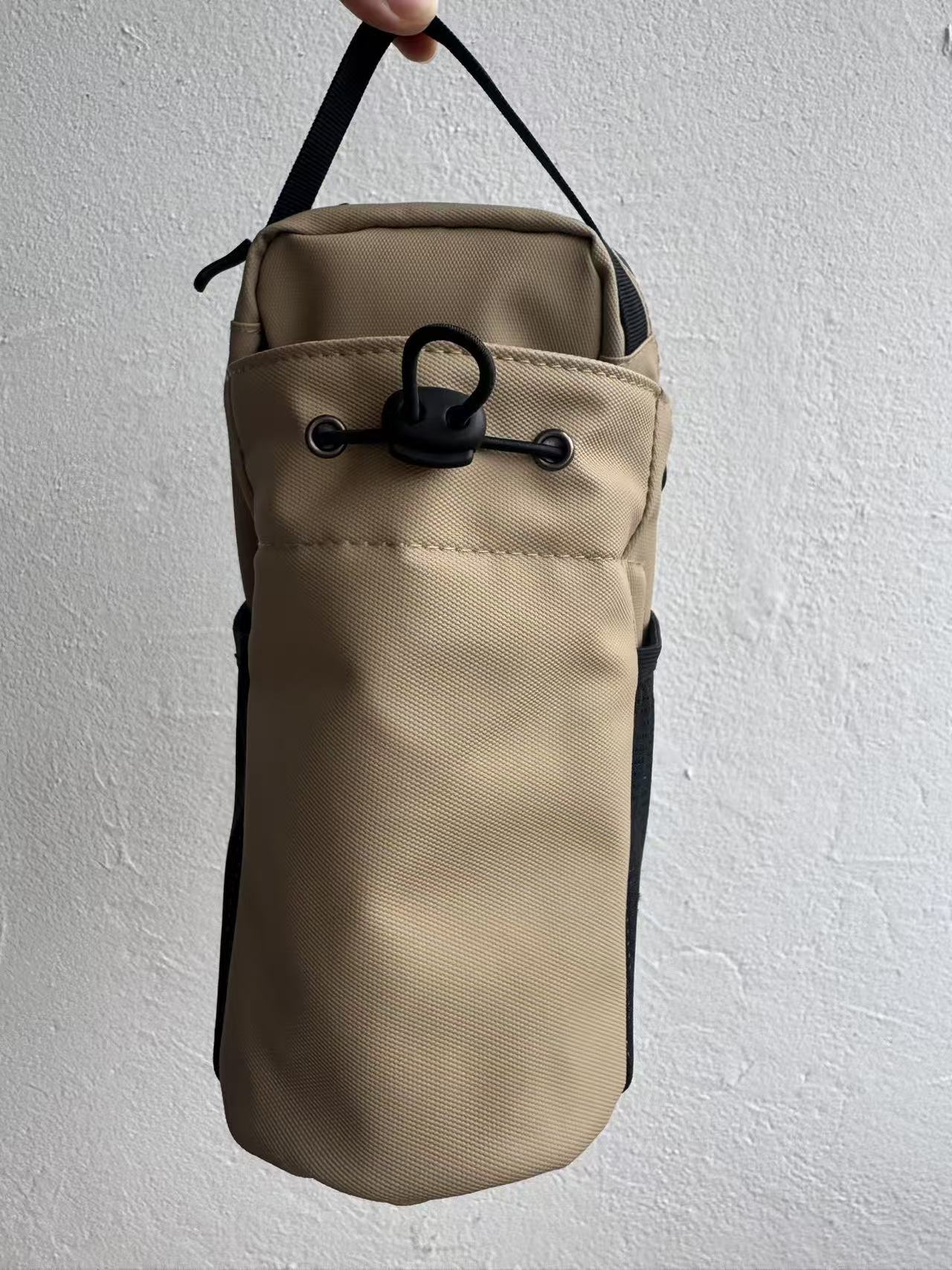 Magnetic Hydration Waist Pack – Waterproof & Lightweight
